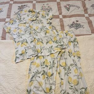 Laura Ashley Lemon Print Women's Pajama Set